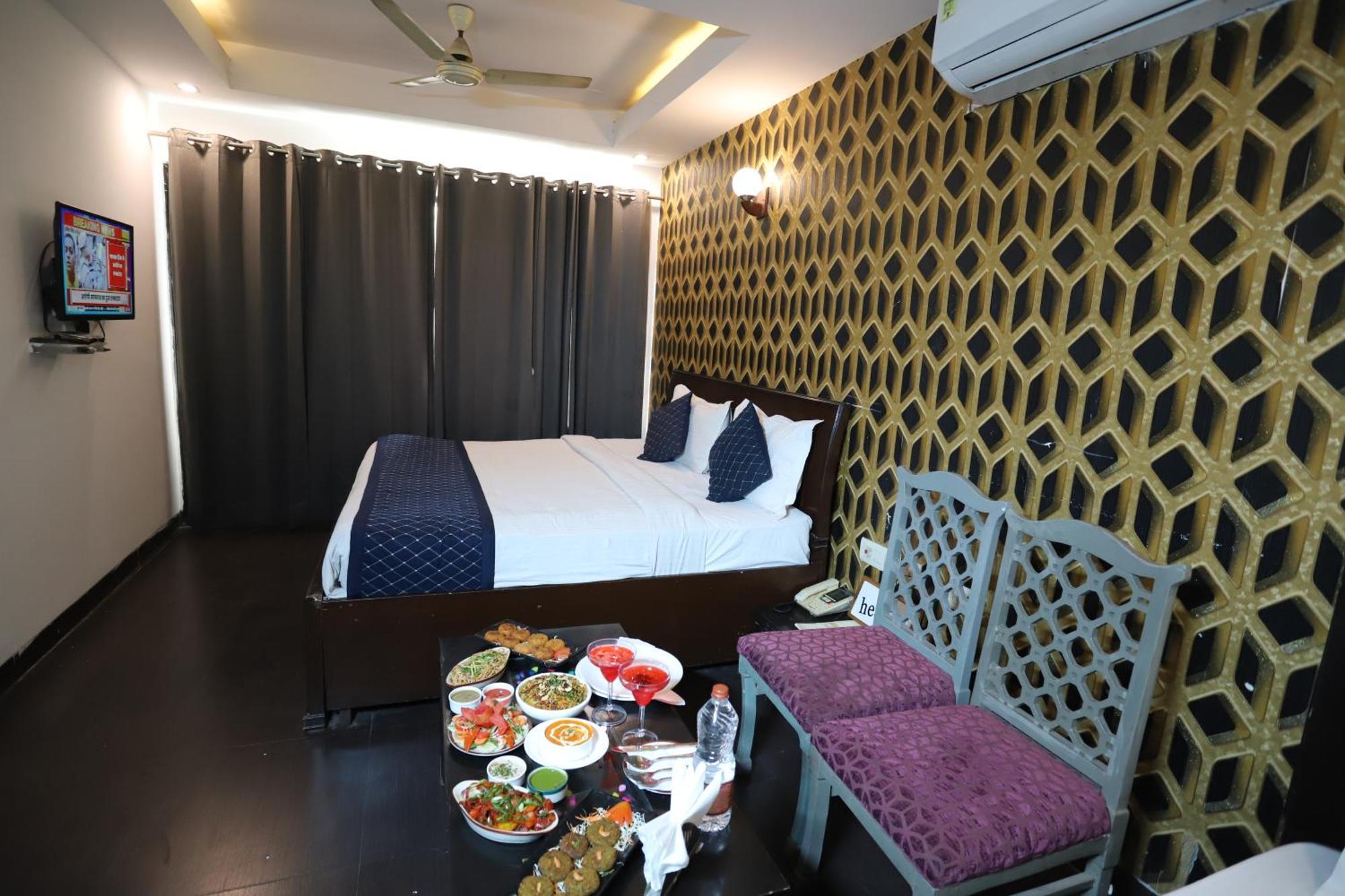 Hotel Delhi Airport Plaza Igi Airport Új-Delhi Kültér fotó
